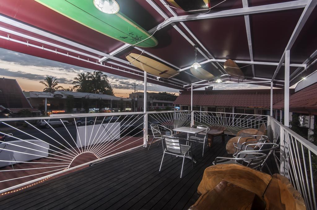 Cadillac Rock Beach Hotel Хако Екстер'єр фото