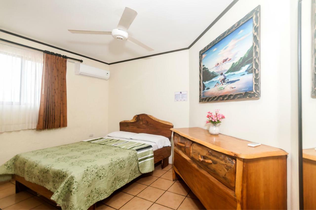 Cadillac Rock Beach Hotel Хако Екстер'єр фото